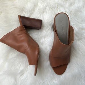 1 State Women’s Sloan Leather Open-Back Open-Toe